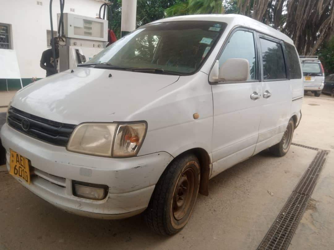 used toyota noah