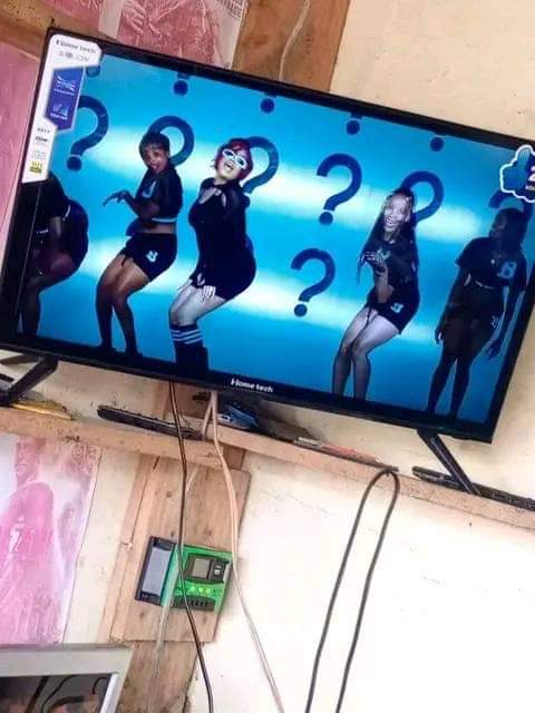 A picture of Tv nch 25