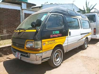 used toyota hiace