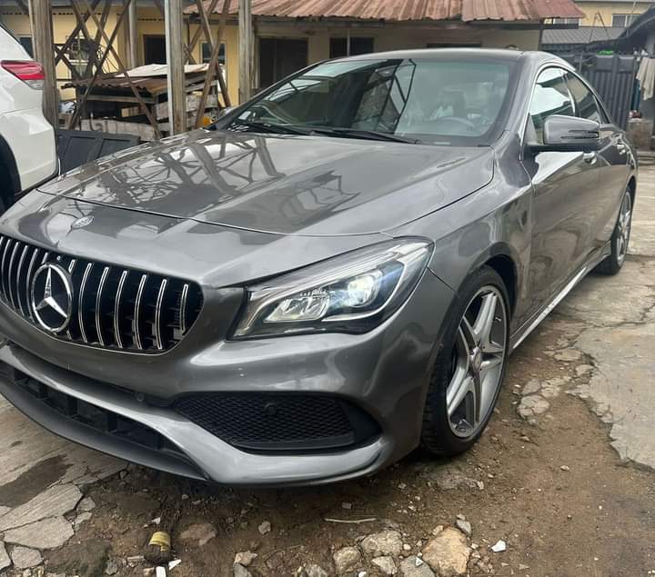 A picture of 2014 Mercedes Benz CLA250 foreign used panoramic roof 20k miles
