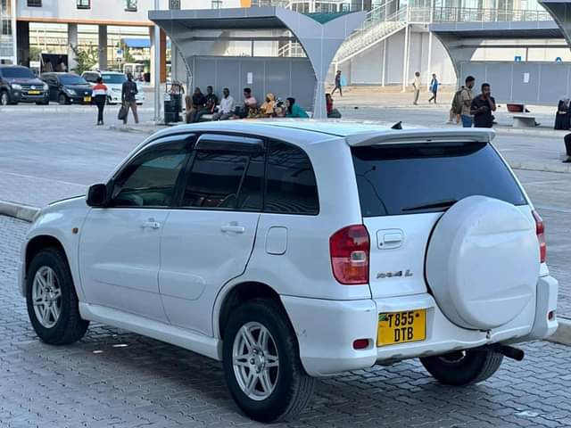 A picture of Call 0712530760 SMART CAR ON SALES TOYOTA RAV4 D.T.B Year