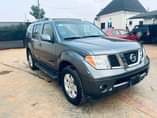 A picture of Nissan Pathfinder 2006