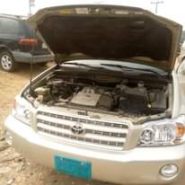 A picture of Gimme 3 9m last and collect this Clean Toyota Highlander