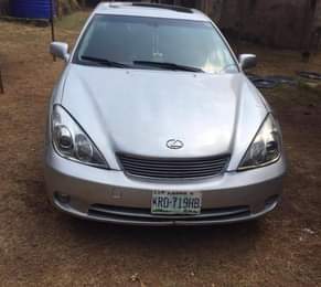 A picture of Lexus ES330 05 Pure frst body Catalyst intact Highest grade
