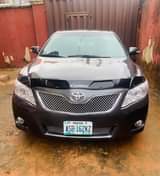 A picture of TOYOTA CAMRY
