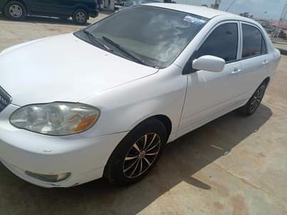 A picture of Super sharp Registered Few months used Toyota Corolla 2005 model
