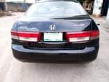 A picture of 2004 HONDA ACCORD