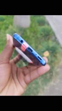 A picture of Samsung s9
