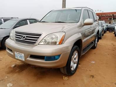 A picture of For sale Slightly used 2006 Lexus GX470 Full option With
