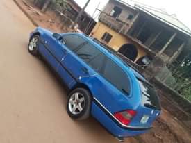 A picture of Mercedes Benz C class wagon