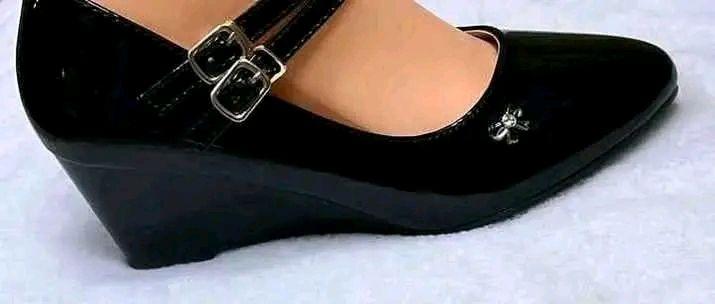 A picture of Ladies shoes