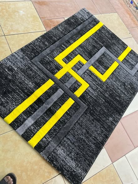 A picture of Center carpets