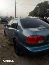 A picture of Handa Civic 2000 model Available Price 800 08128816588
