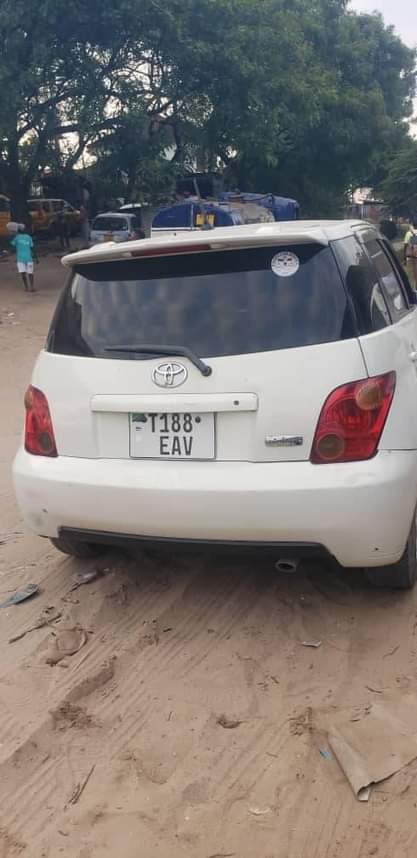 used toyota ist