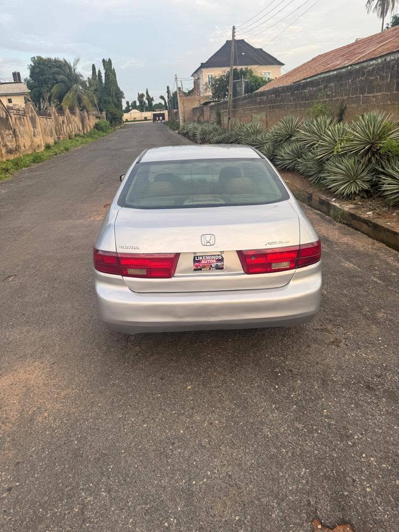 A picture of 2005 clean used Honda Accord going cheap buy and drive