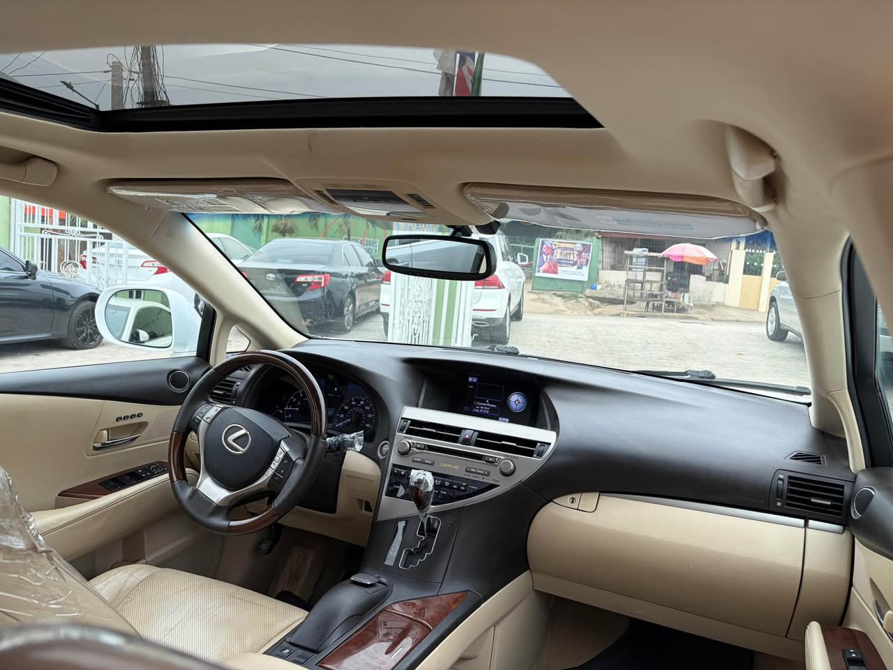A picture of AWOOF in lagos Foreign used 2014 LEXUS RX350 full option