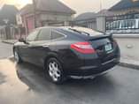 A picture of HONDA CROSSTOUR