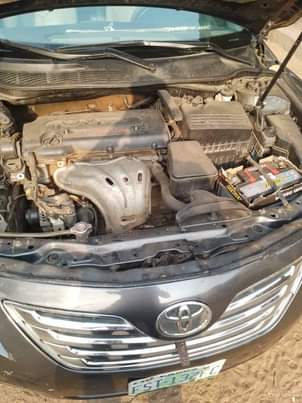 A picture of 2008 Toyota Camry Sedan front wheel drive