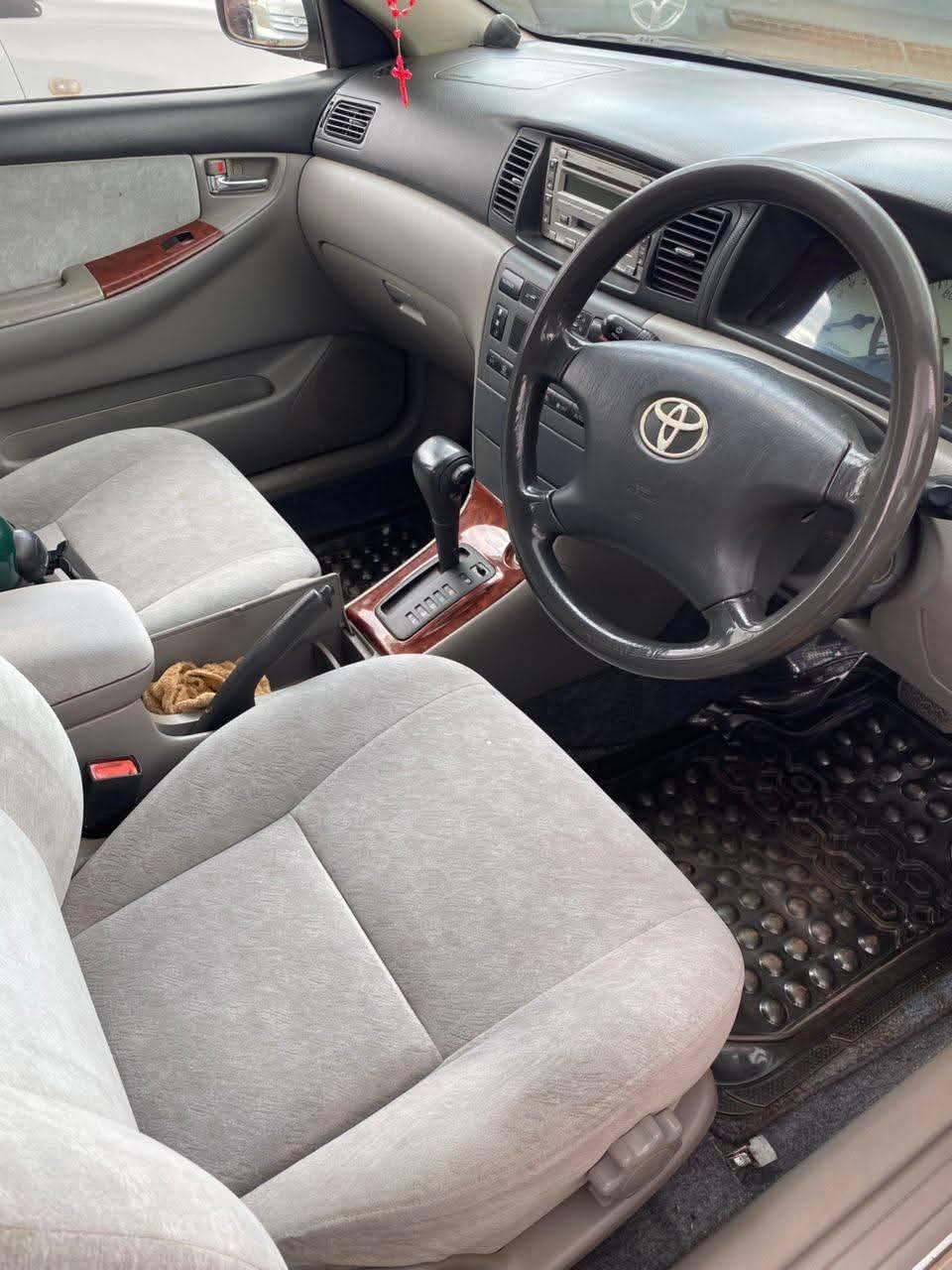 A picture of TOYOTA COROLLA