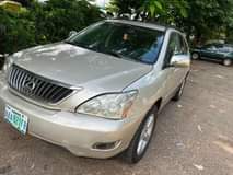 A picture of 5 months used 2008 lexus Rx350