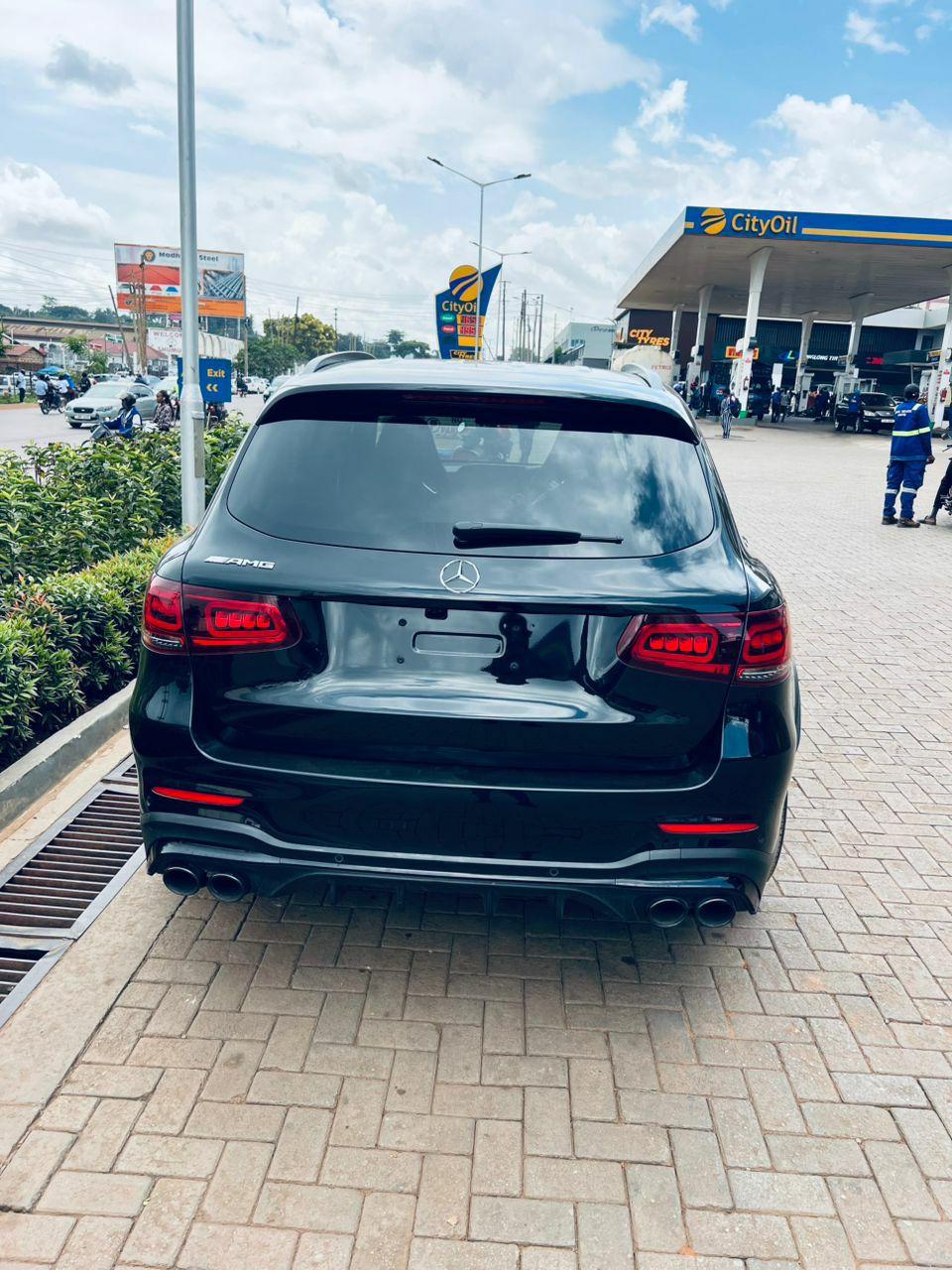 A picture of Mercedes GLC 43