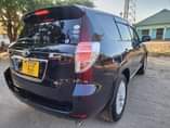 A picture of TOYOTA vanguard