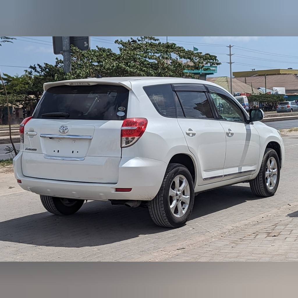A picture of TOYOTA VANGUARD
