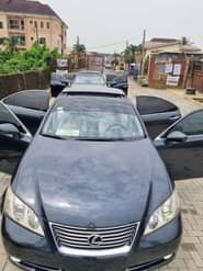 A picture of 2008 registered es350 firstbody panoramic roof engine gear Ac untampered