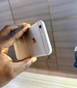 A picture of iPhone 6s