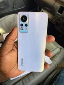 A picture of Infinix note 11