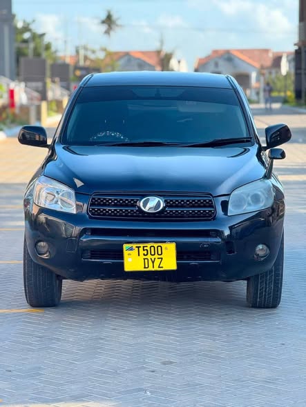 A picture of TOYOTA RAV4 MISS TZ FULL AC MUSIC PUSH START MIL