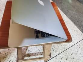 A picture of Mac book air