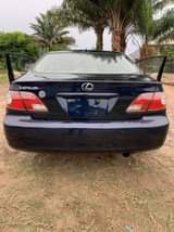 A picture of 2004 LEXUS Es 330