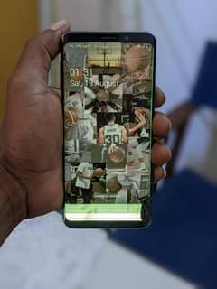 A picture of Samsung s9