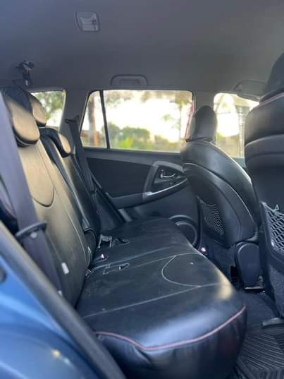 A picture of Toyota rav4 for sale