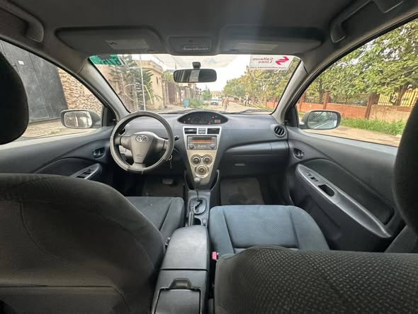 A picture of Fastest finger Foreign used Yaris 2010