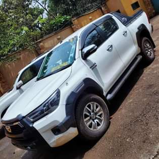 A picture of HILUX 2017 170M