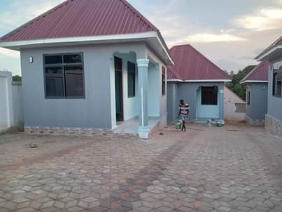 A picture of Nyumba inapangishwa mbezi luis njeteni laki 150000 kodi kwanzia miezi