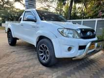 used toyota hilux