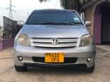 A picture of TOYOTA IST
