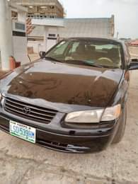 A picture of Toyota Camry pencil new baked on first body untouched engine