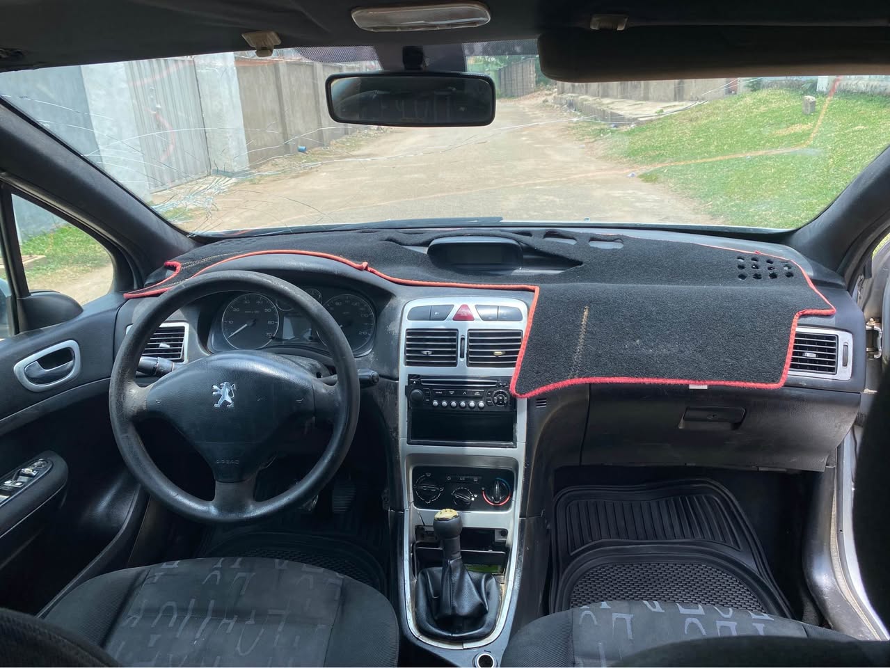 A picture of Peugeot