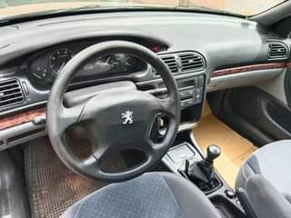 A picture of Peugeot 406 2002
