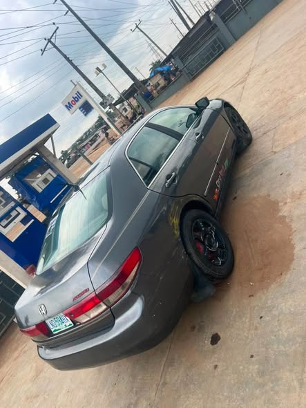 A picture of 2004 Honda Accord