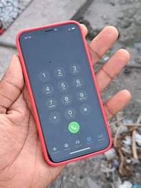 A picture of Iphone x