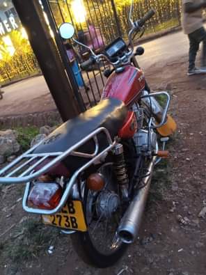 A picture of urgent sale...senke used motorcycle good condition 1 350 000 location