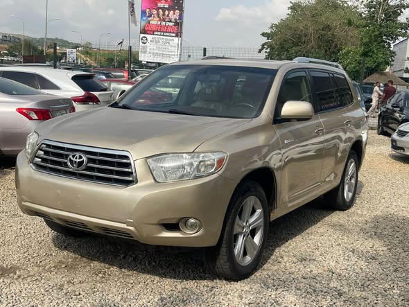 A picture of Toyota Highlander