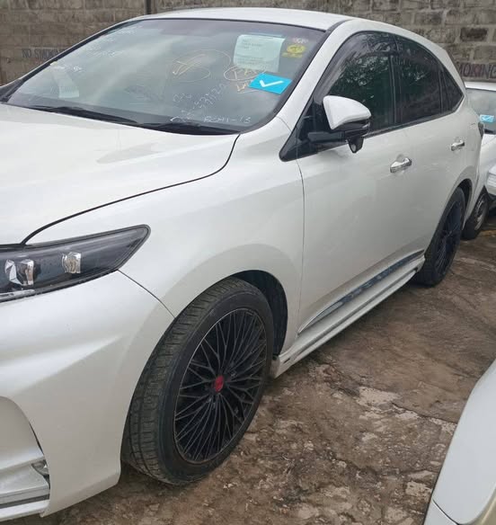 A picture of New Arrival Toyota Harrier