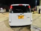 A picture of Toyota sienta