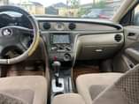 A picture of Mitsubishi Outlander 04
